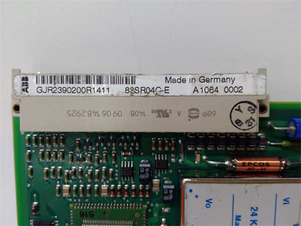 83SR04C-E GJR2390200R1411 GJR2390211R45 ABB 存储卡模块